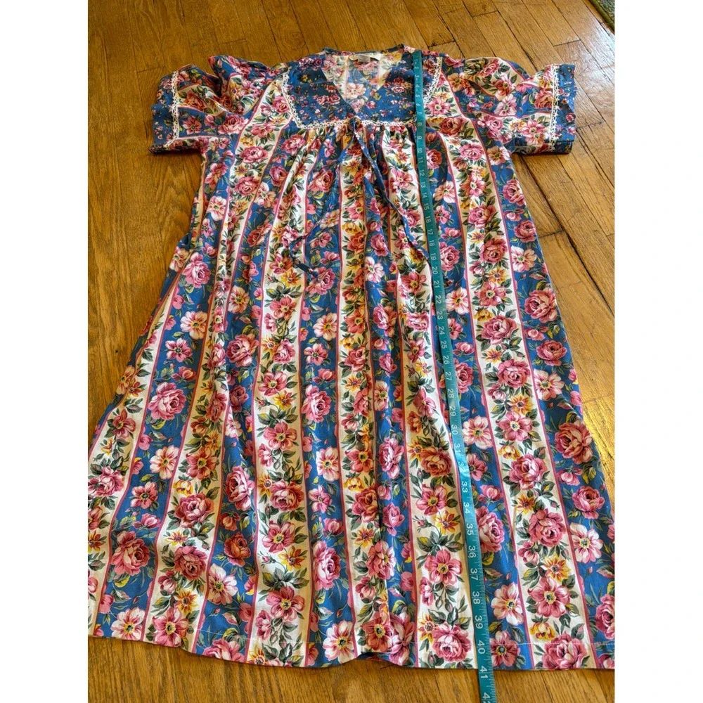 Vintage House Dress Floral Stripe Duster Herbcraft II Blue Pink Snap Front Med